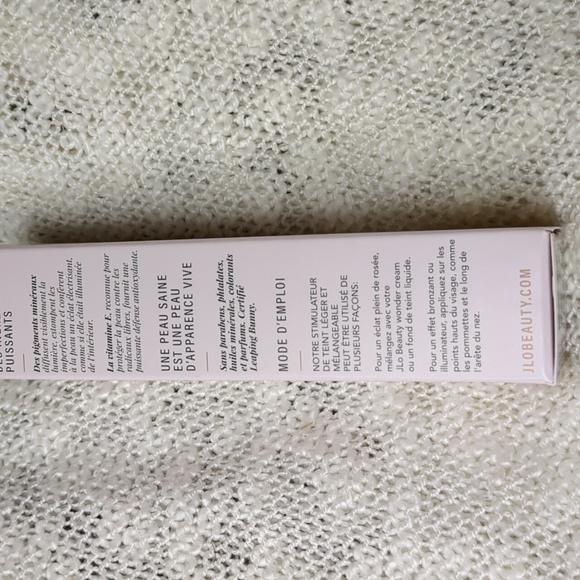 JLo Beauty that star filter complexion booster in Pink Champagne, 30ml/1.0fl oz - Picture 3 of 8